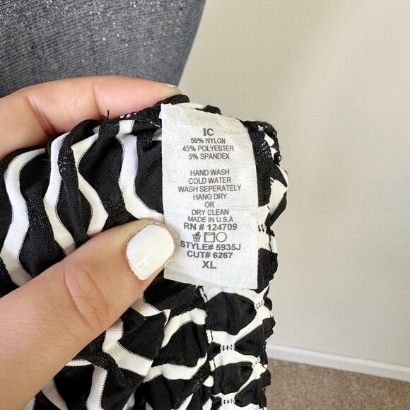 IC By Connie K Art To Wear Lagenlook Black White Button Down Blouse Size XL - Picture 5 of 5